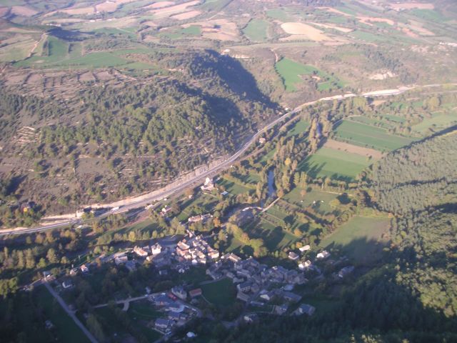 images 012.jpg